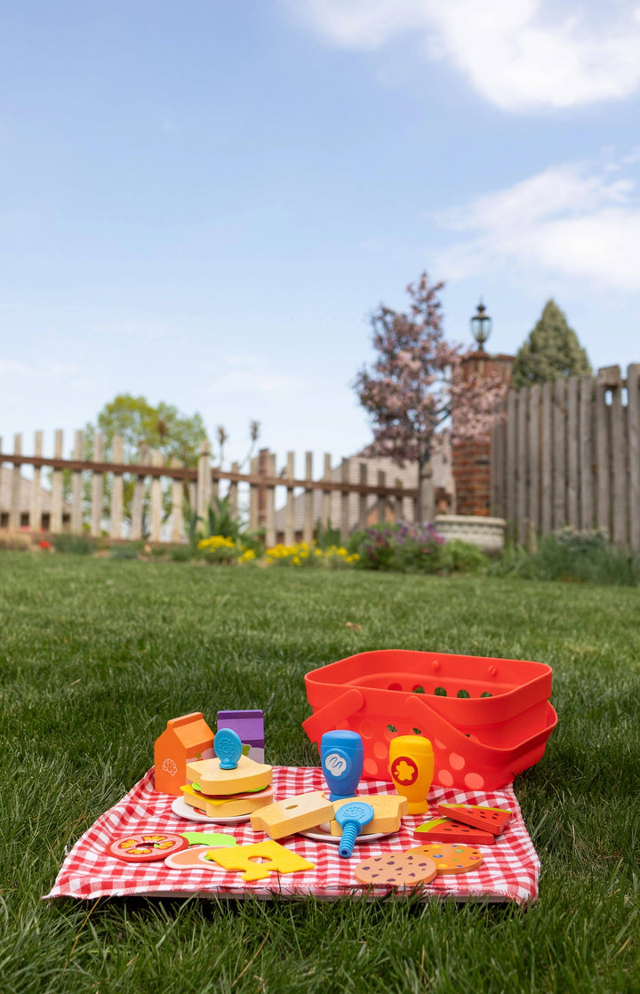Pretendables Picnic Basket