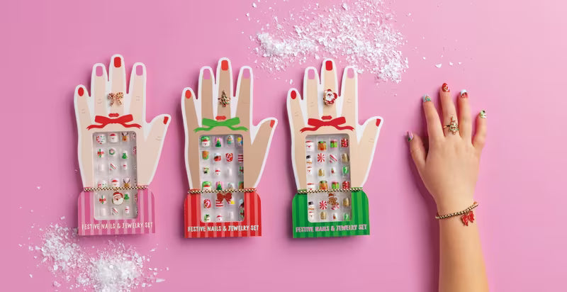 Christmas Nails &amp; Jewelry