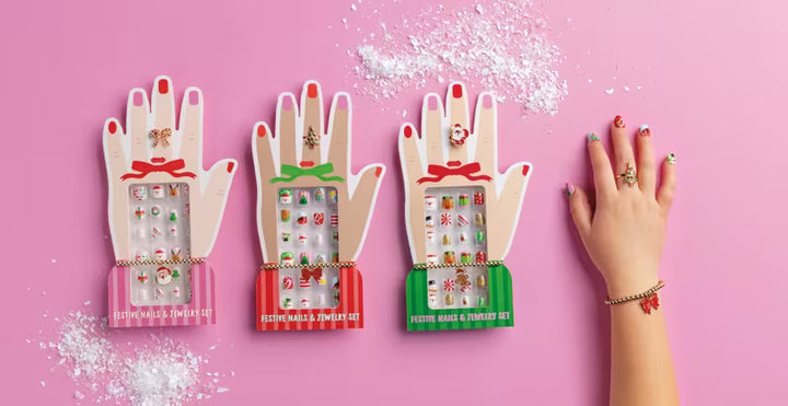 Christmas Nails &amp; Jewelry
