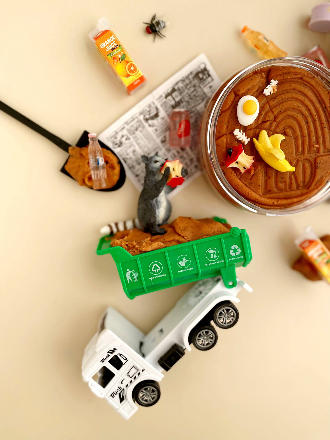 Garbage KidDough Play Kit