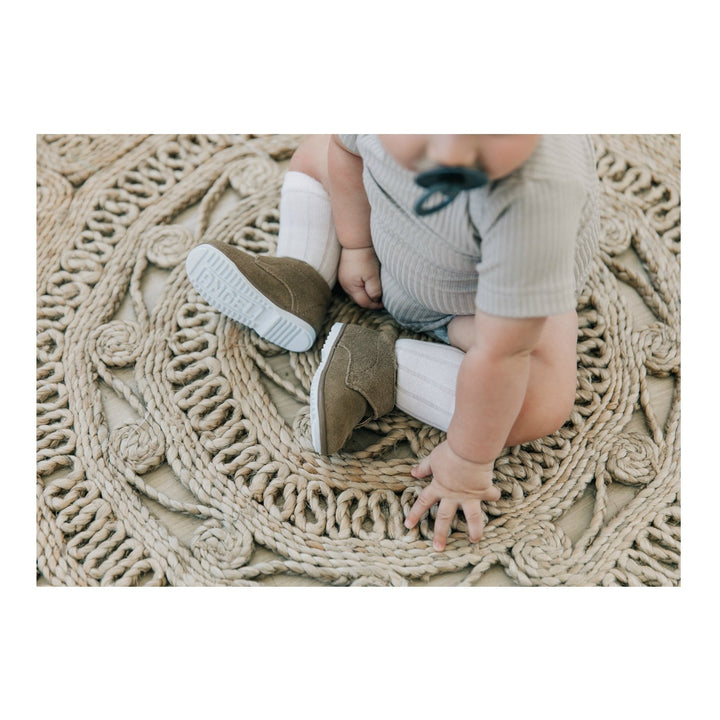 Finch Velcro Bootie - White