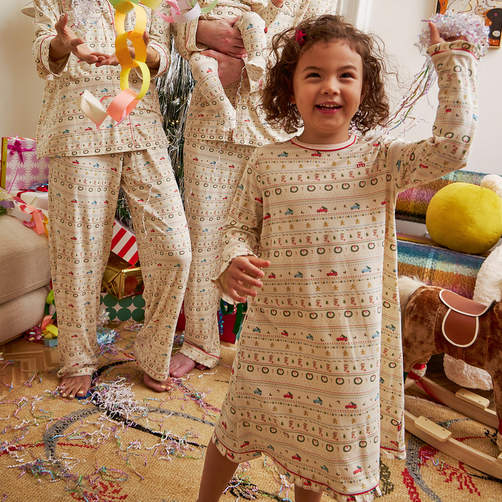 Traditional Christmas RightFit Magnetic Nightgown