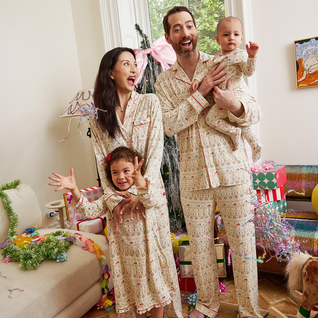 Traditional Christmas RightFit Magnetic Nightgown