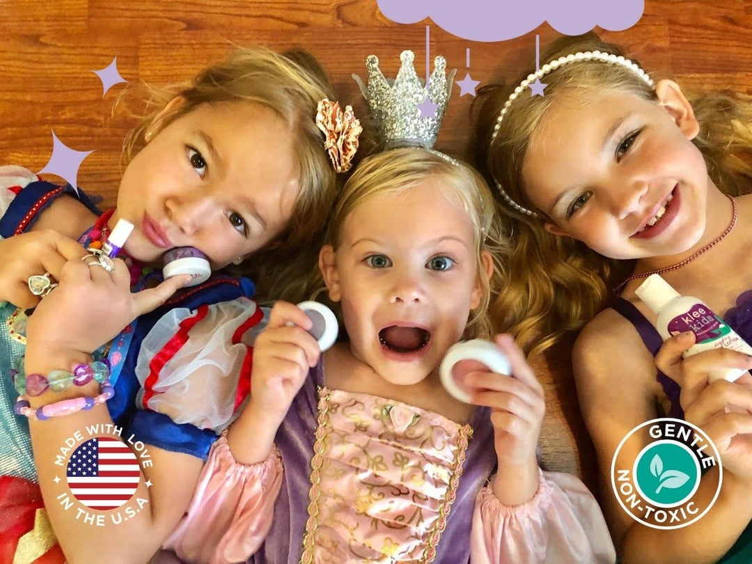 Regal Queen Fairy Klee Kids Deluxe Play Makeup Kit