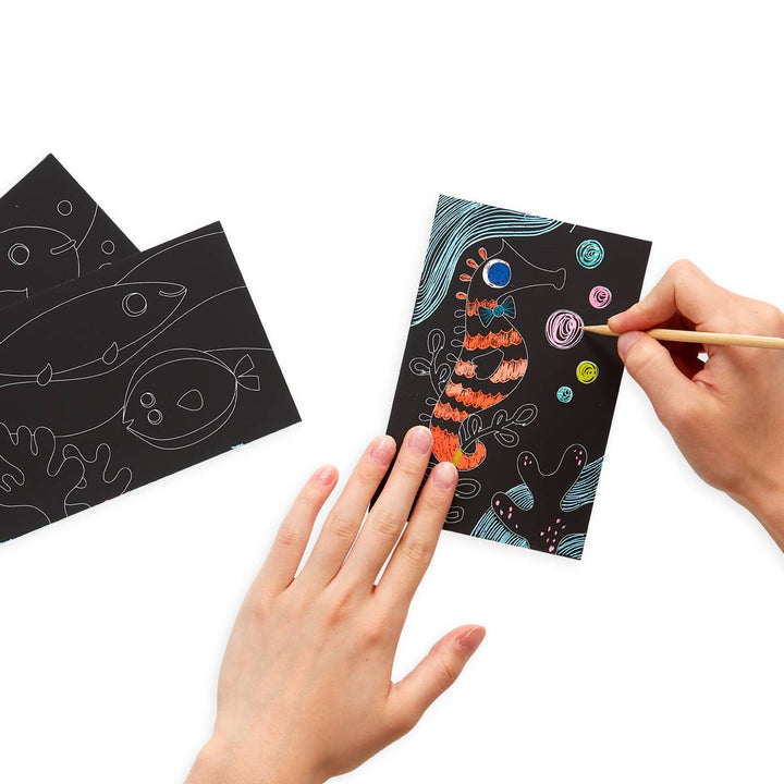 Scratch &amp; Scribble: Mini Kit - Friendly Fish