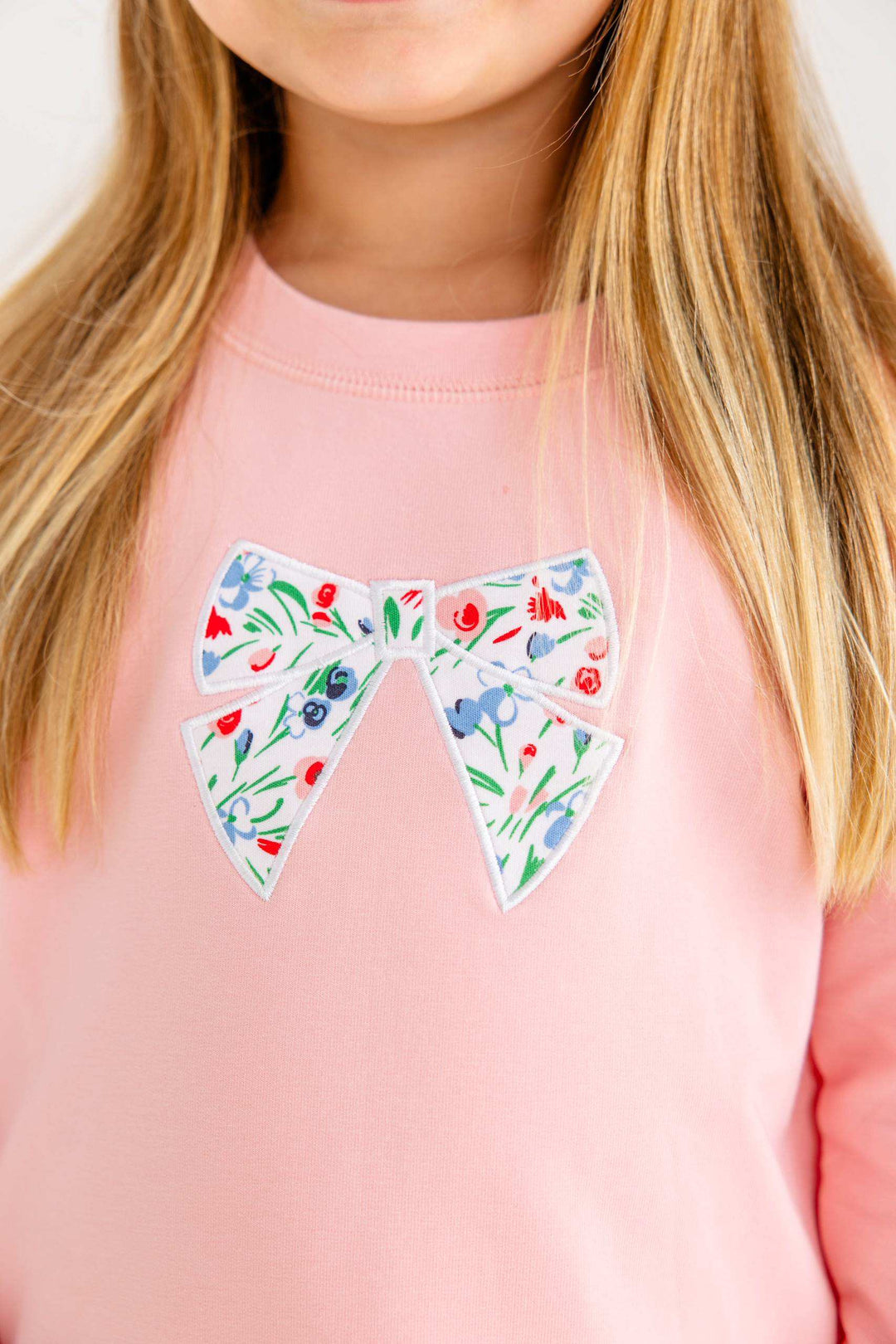 Puff Sleeve Cassidy Comfy Crewneck Sandpearl Pink with Fair St Floral Bow